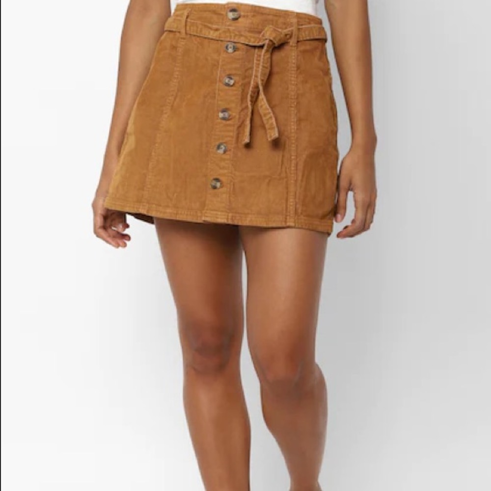 AE| Corduroy Button Up Skirt